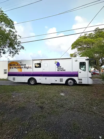 Vehicle Wraps Photo
